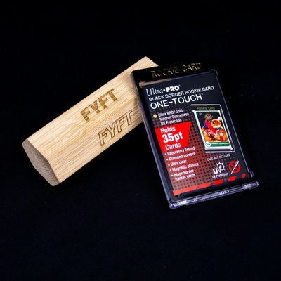 Ultra Pro Rookie UV One-Touch Magnetic Holder 35pt - black