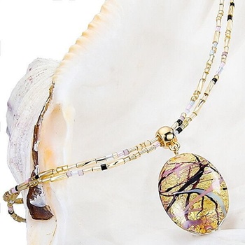 Lampglas Krásny náhrdelník pre ženy Romantic Roots s perlou s 24 karátovým zlatom NP13