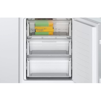 Image 1 of Bosch KIN86NSE0