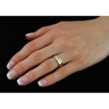 SILVEGO Snubný oceľový prsteň pre ženy Mariage RRC2050-Z