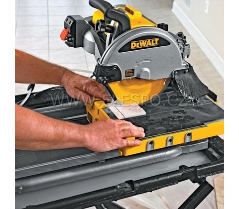 Dewalt D24000