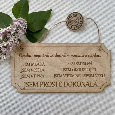 Dekorace z Česka Cedulka afirmace Žena