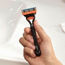 Ručné holiace strojčeky Gillette Fusion5 + 2 ks hlavic