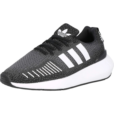 Adidas Маратонки за бягане 'Swift Run 22' черно, размер 4, 5