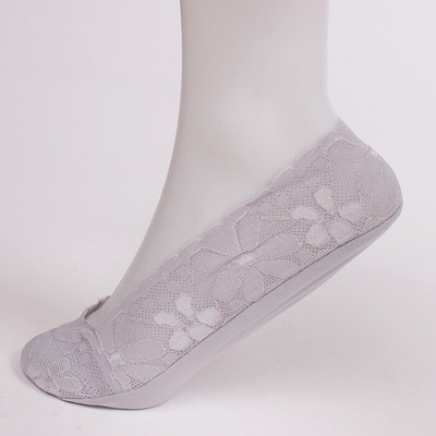 Дамски дантелени терлици в сив цвят