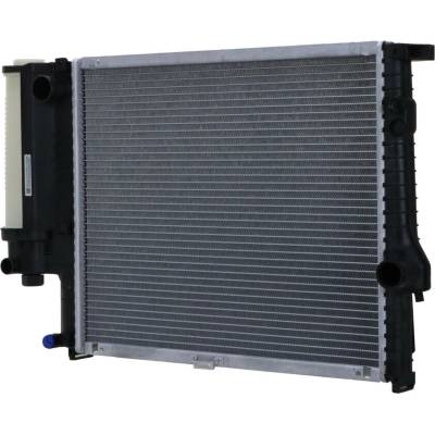 Chladič motora HELLA 8MK 366 302-511 (8MK366302511)