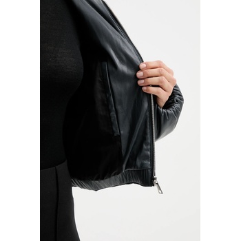 Nanushka Пухено яке Nanushka (NW25PFJK01655)