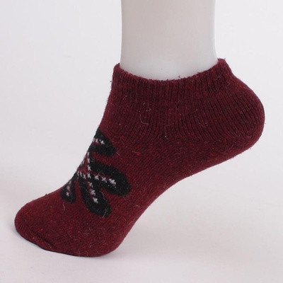 Дамски термо терлици в тъмночервено със снежинка