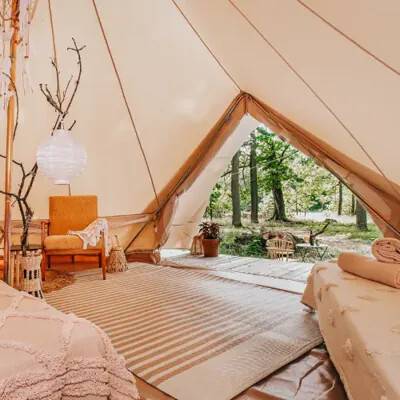 Glamping v lese pro dva