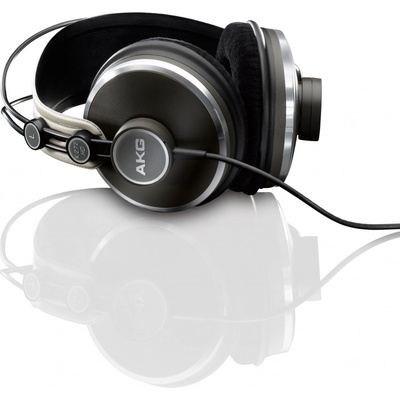 AKG K 272 HD