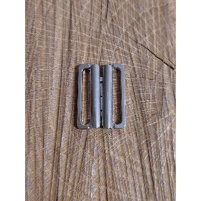 Plavkové zapínání šíře 20 mm kovové 18x24 mm