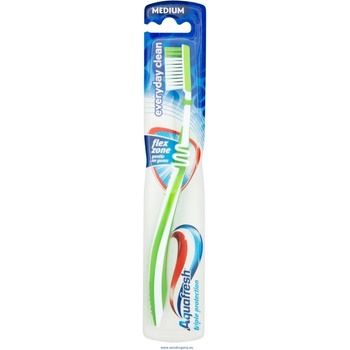 Aquafresh In-Between Clean medium