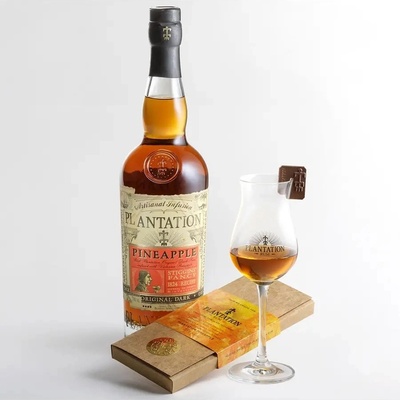 Plantation Pineapple 40% 0,7 l (holá láhev)