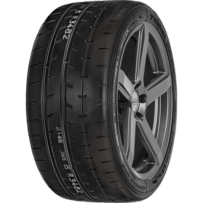 Yokohama ADVAN A052 305/30 R19 102Y