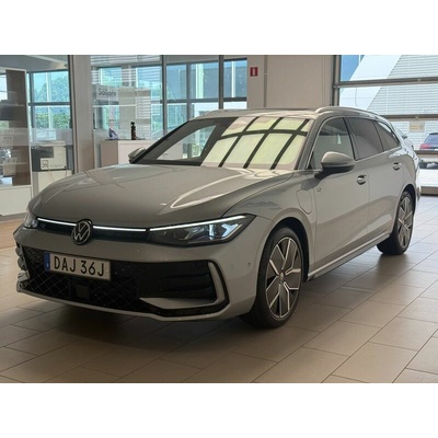 Volkswagen Passat 1.5 eHybrid R-Line DSG 200 kW
