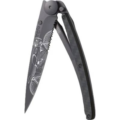 Deejo 1GC553 Tattoo BLACK SERRATION Ultraľahký so rúčkou z karbónu a čiastočne zubatým ostrím