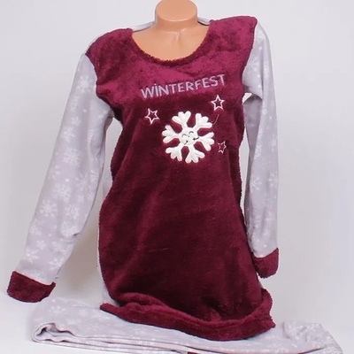 Зимна дамска плюшена пижама в светлосиво и бордо със снежинка