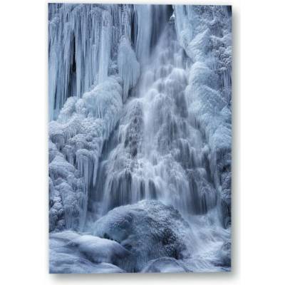 Plakát – Zamrzlý vodopád mezi ledovými skalami 90 × 135 cm Bez rámu Ne Bez rámu