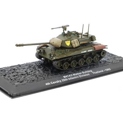 AMERCOM M41A3 Walker Bulldog 1962 Bojová Vozidla časopis s modelem 51 1:72