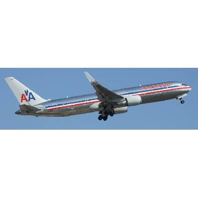 Phoenix B767-323ERWL American Airlines 1970s Colors 1:400