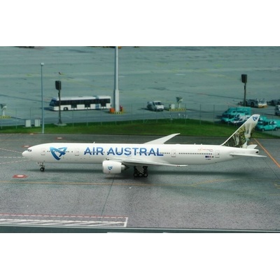Phoenix B777-3Q8ER Air Austral 2009s Colors Waterfall Tail 1:400
