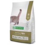 Nature's Protection Nature's Protection CAT - Sterilised, висококачествена храна за пораснали котки над 1 година, подходяща за кастрирани животни, Литва - 2 кг