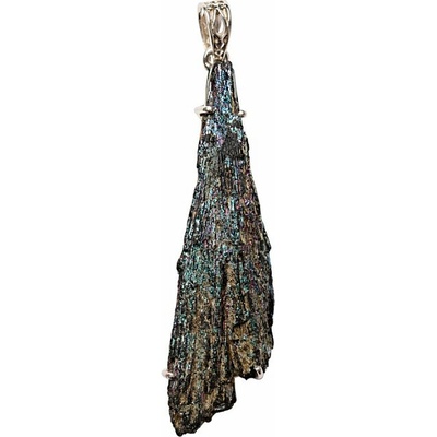 Nefertitis Kyanit duhový titanium aura přívěsek stříbro P311 NF60629