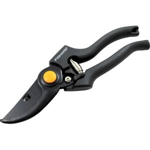 Fiskars Универсална градинска ножица с разминаващи се остриета Fiskars - Smartfit FiberComp (FS 1024713DL)
