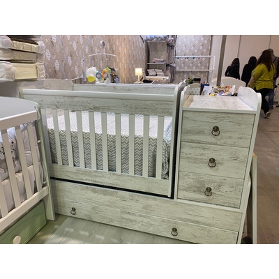 Дейзи Н Бебешка кошара Лейди антик