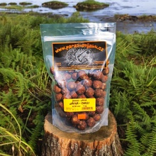 Pára z navijáku Boilies Játra-Chilli 1kg 26mm