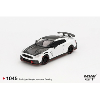 MINI GT Nissan GT-R Nismo 2024 Brilliant White Pearl 1:64