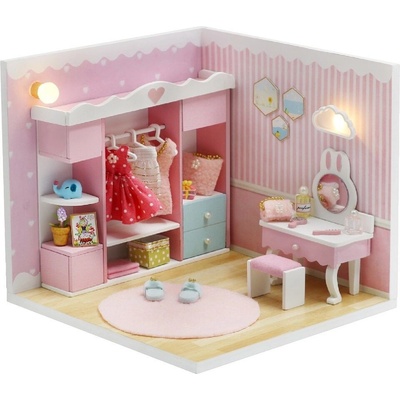 Dvěděti miniatura domečku Roztomilá šatna