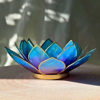 Lotosový svícen z Capiz lastur fialovo-modrý – Zboží Mobilmania