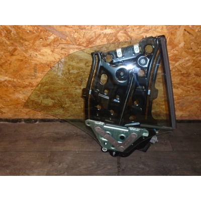 sklo zadní pravé + mechanismus stahování oken + motorek VW Golf VI 5K7 Cabrio 8P7839398F