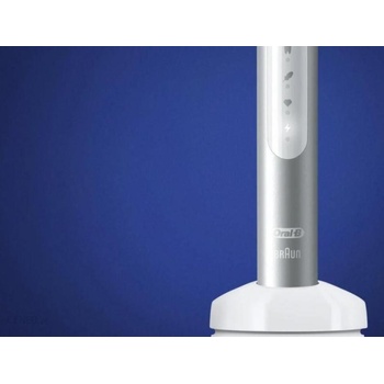 Oral-B Pulsonic Slim Luxe 4500 + travel case platinum