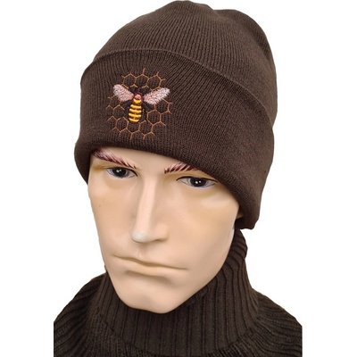 pletená čepice s výšivkou Včela