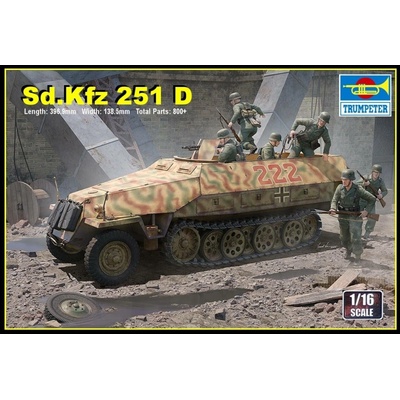 Trumpeter German Sd.Kfz 251 D 1:16