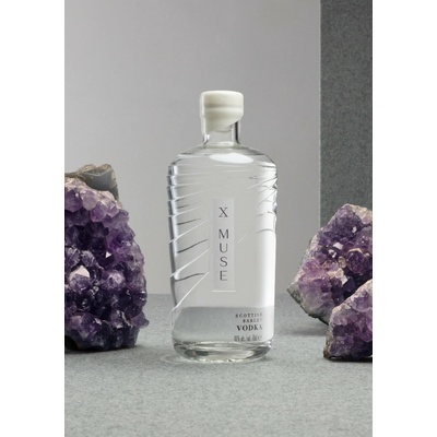 X Muse vodka 40% 0,7 l (čistá fľaša)