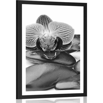 Plakát s paspartou masážní wellness kameny v černobílém provedení - 60x90 no frame