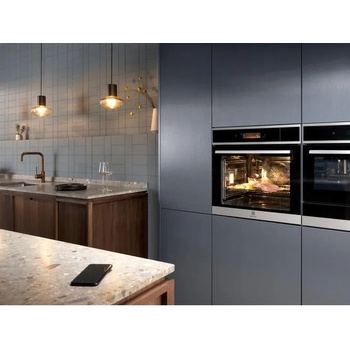 Image 1 of Electrolux EOB7S31X