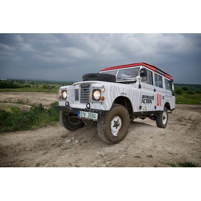 Land Rover offroad