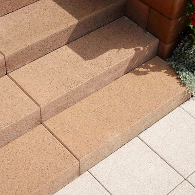 BEST Schod betonový BEST FALDO výška 150 mm metropol karamel