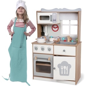 Moni Toys - Дървена Кухня с прибори 7253
