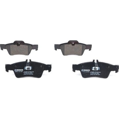 Sada brzdových destiček, vždy 4 kusy v sadě BOSCH 0 986 424 699 (0986424699)
