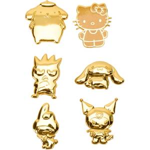 Loungefly Значка Loungefly Animation: Sanrio - Hеllo Kitty Gold (50th Anniversary), асортимент (098682)