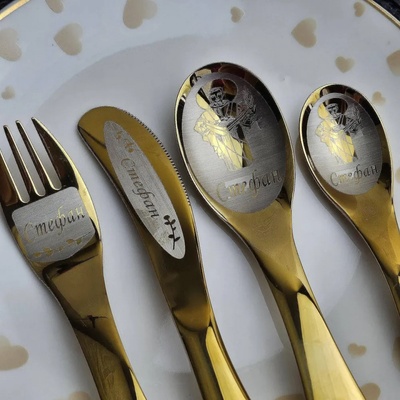 Creatomia Детски прибори за хранене с гравирано име и Св. Стефан - Creatomia