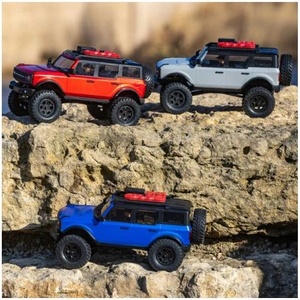 Axial SCX24 Ford Bronco 2021 1: 24 4WD RTR синьо