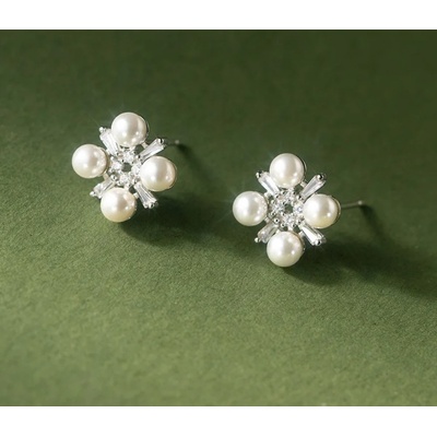 For Silver Puzetové náušnice s perlovou Vločkou - Stříbro 925