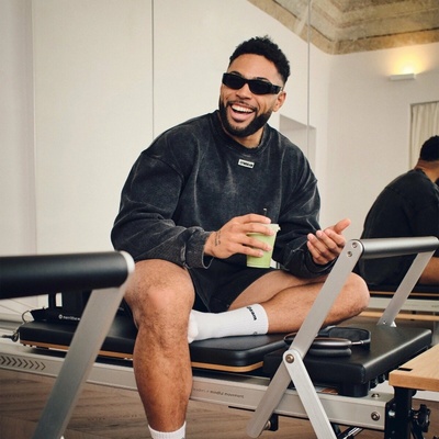 GymBeam Aura Jumper Washed Black