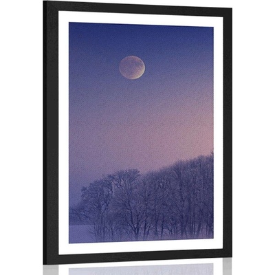 Plakát s paspartou úplněk měsíce nad vesnicí - 40x60 black